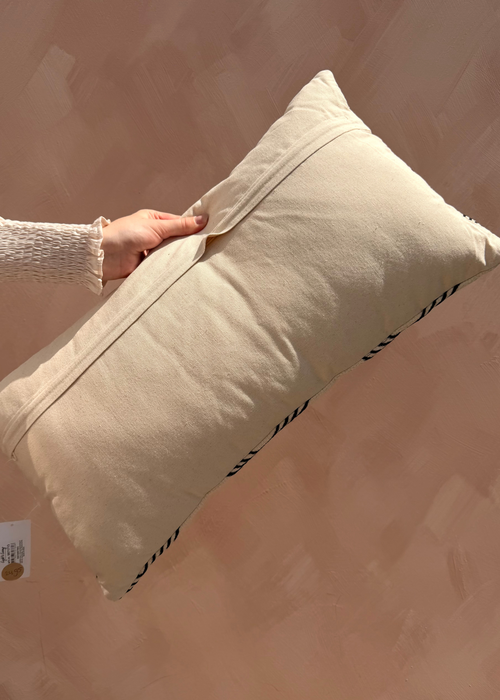 Light & Living Sierkussen Zigzag – Beige/Zwart | 30 x 50 cm