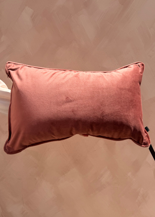 Sierkussen roze – 30 x 50 cm