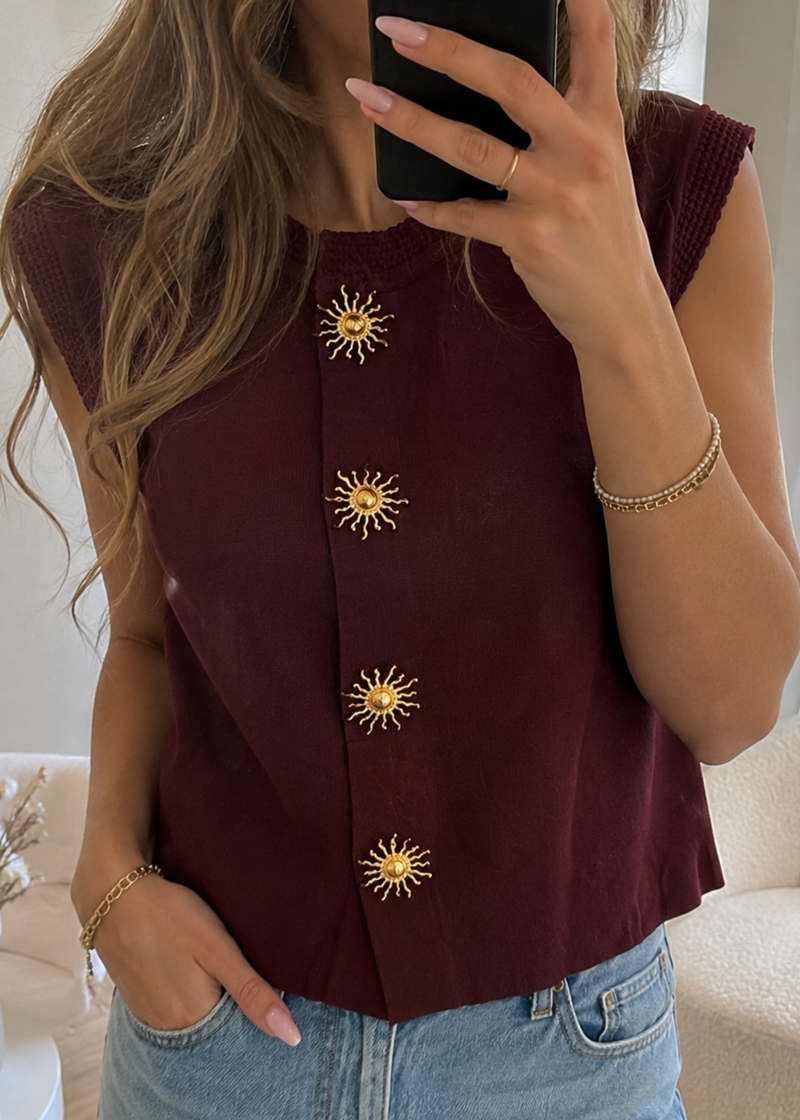 Mouwloze top met zonknopen – Bordeaux