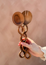 Houten saladebestek – organische handvatten