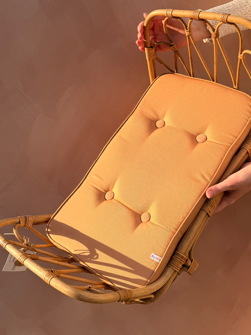 Rotan poppenbedje met matras