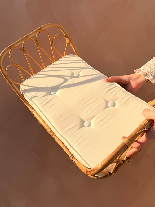 Rotan poppenbedje met matras