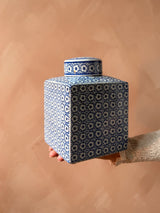 Decoratiepot – blauw-wit bloemenpatroon