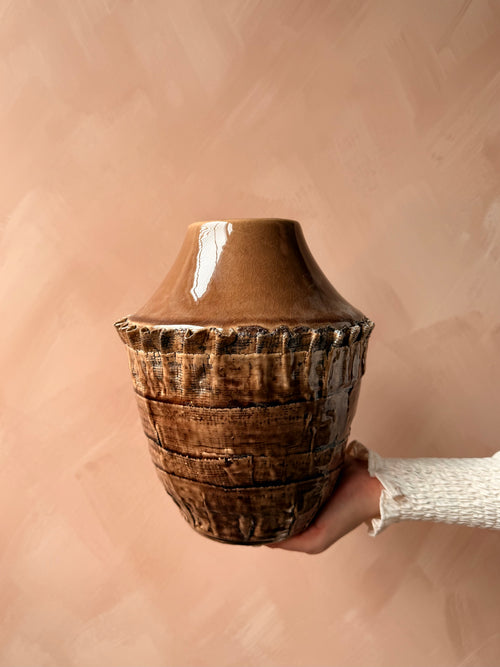 Vaas met houtlook structuur